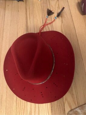 Charlie 1 Horse Lainey Wilson Red Felt Western Hat with Star Cutouts